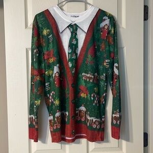 - FauxReal Men’s Christmas Long sleeve tee size Medium